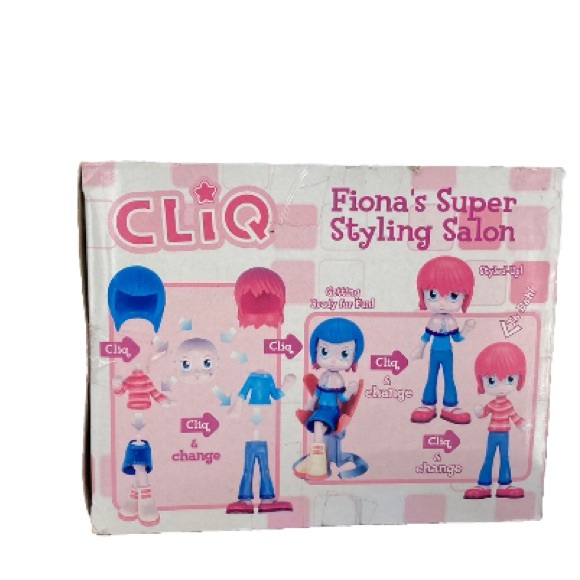 Cliq and Change Fashion Fiona’s Super Styling Salon Doll Play Set Rare NIB - Picture 9 of 11